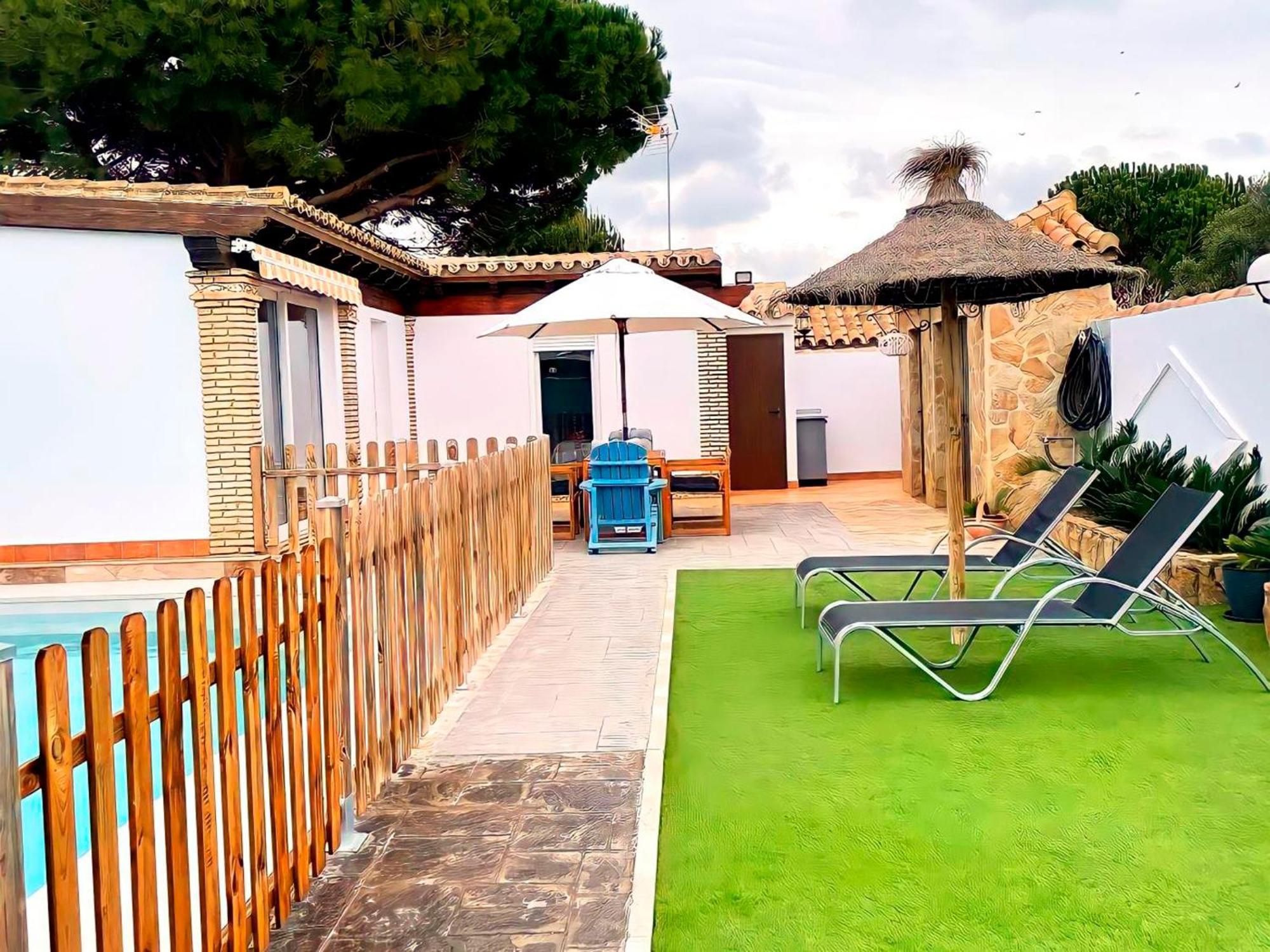 Casa Piscina Privada Vallada & Barbacoa A&c Ferienhaus Chiclana de la Frontera